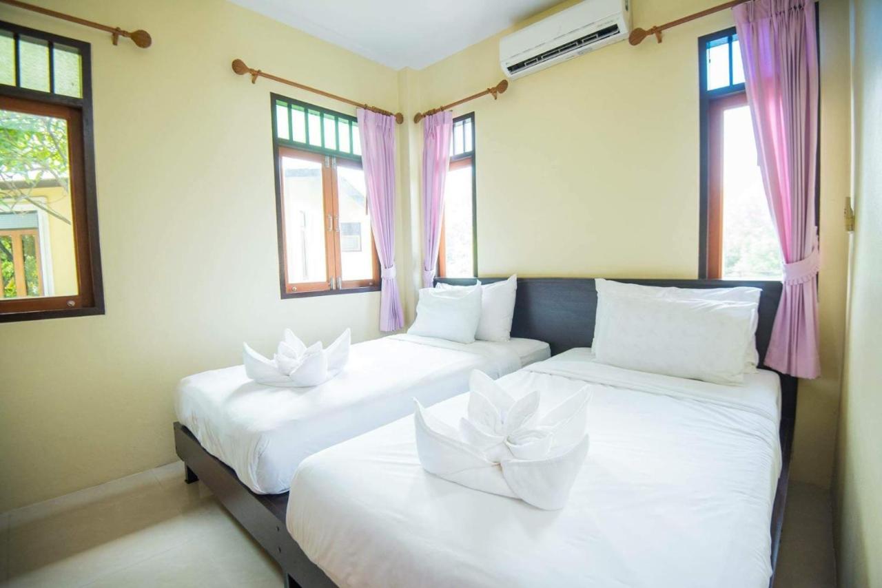 Baan Talay See Cream Resort Samut Songkhram Exteriör bild