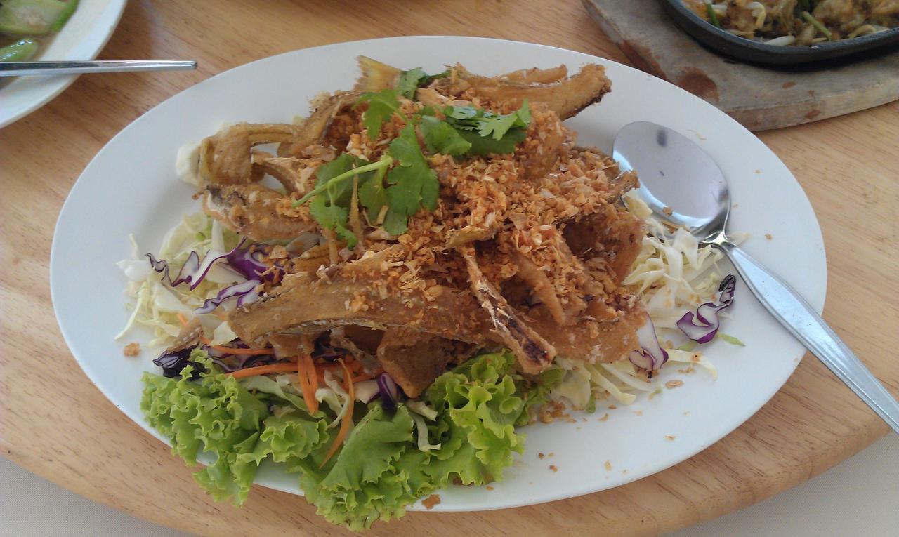 Baan Talay See Cream Resort Samut Songkhram Exteriör bild