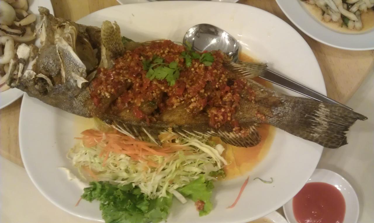 Baan Talay See Cream Resort Samut Songkhram Exteriör bild