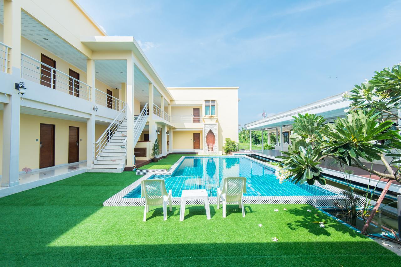 Baan Talay See Cream Resort Samut Songkhram Exteriör bild
