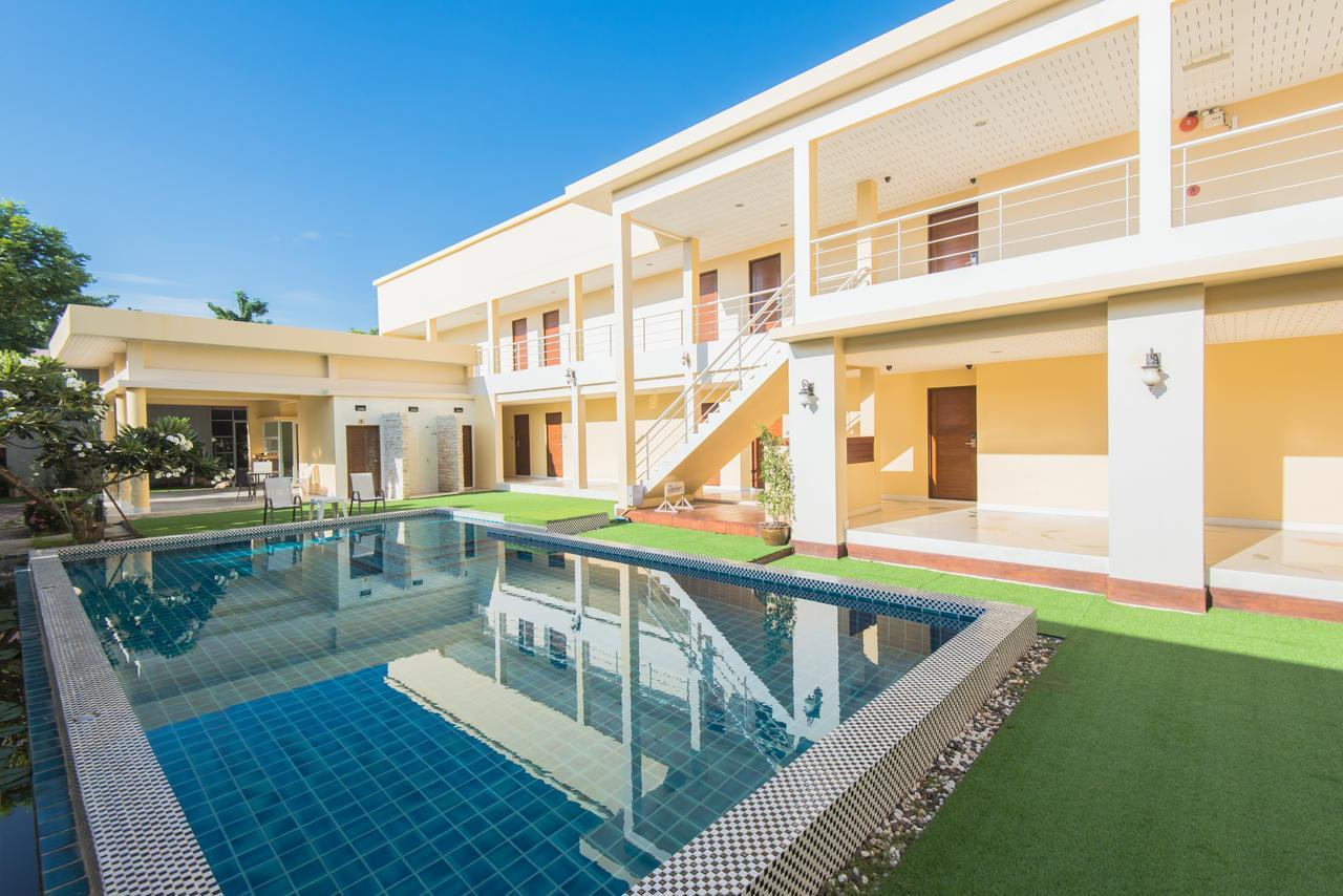 Baan Talay See Cream Resort Samut Songkhram Exteriör bild