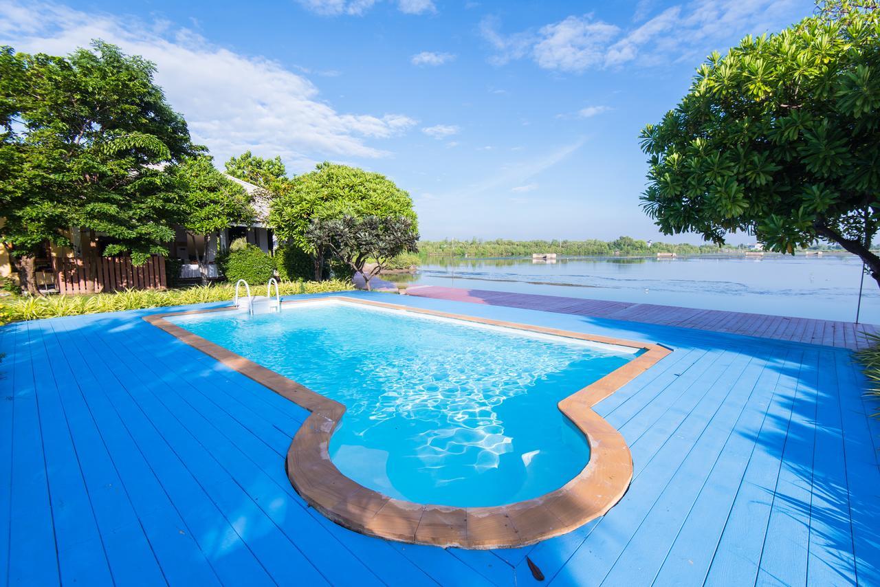 Baan Talay See Cream Resort Samut Songkhram Exteriör bild
