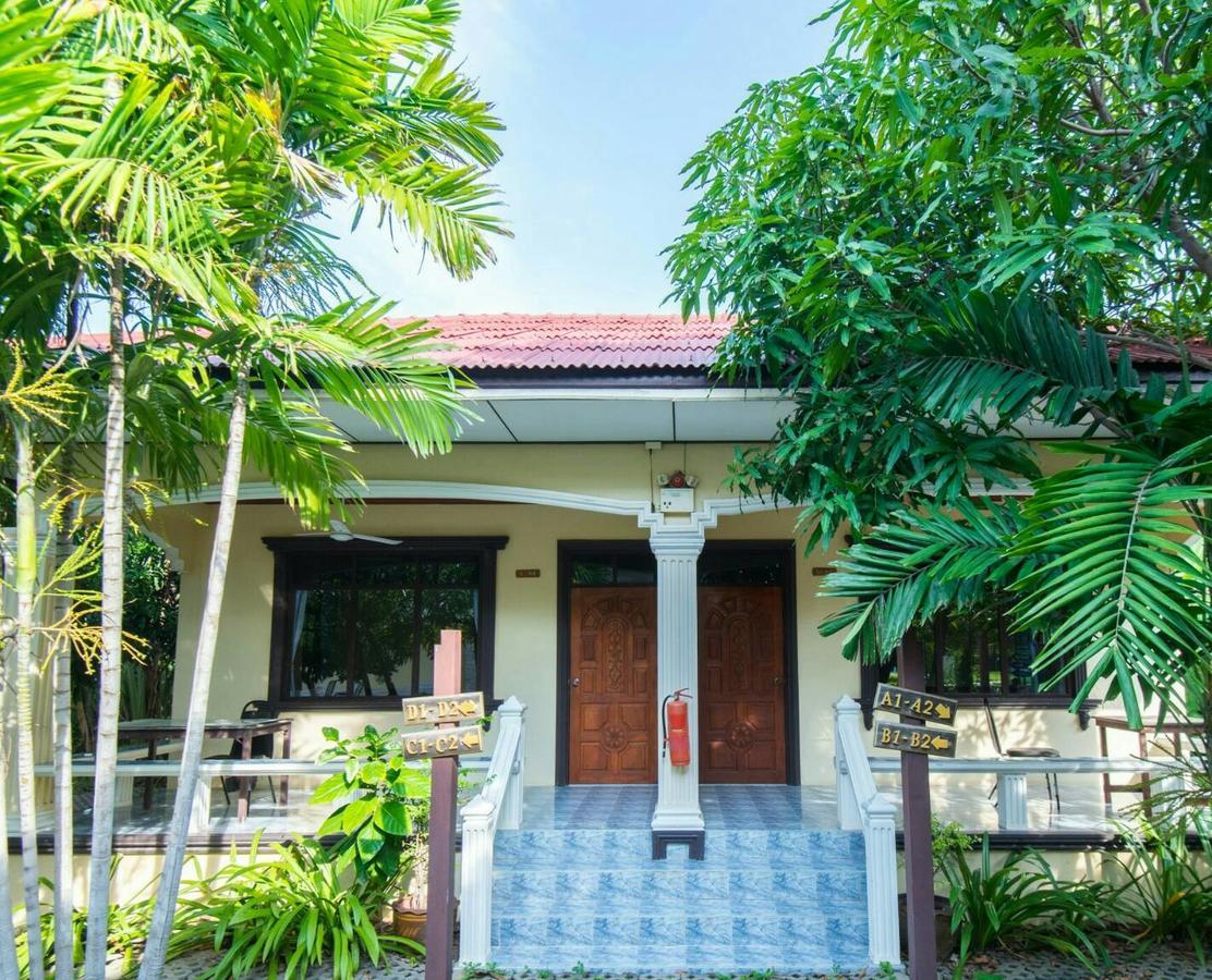 Baan Talay See Cream Resort Samut Songkhram Exteriör bild