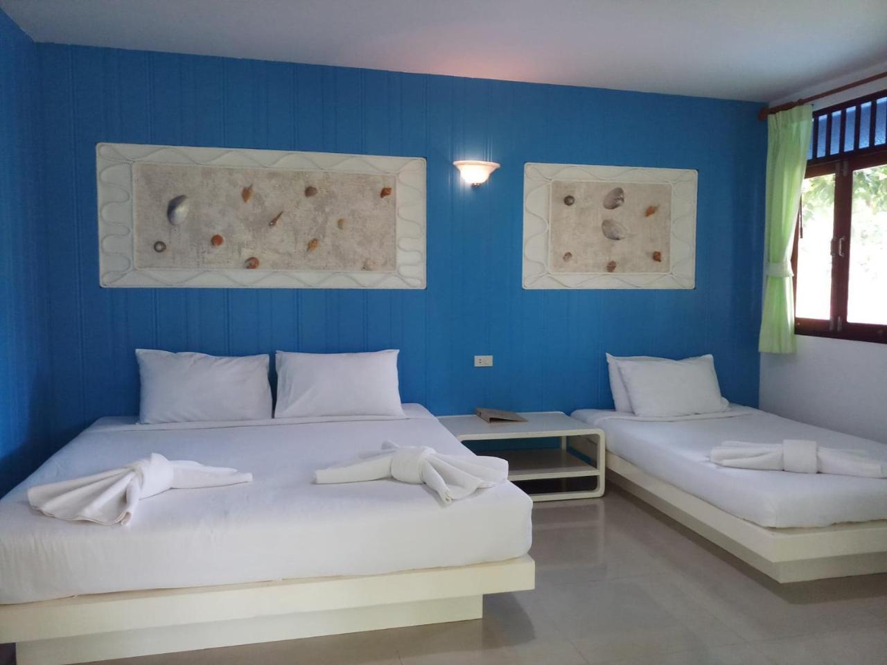 Baan Talay See Cream Resort Samut Songkhram Exteriör bild