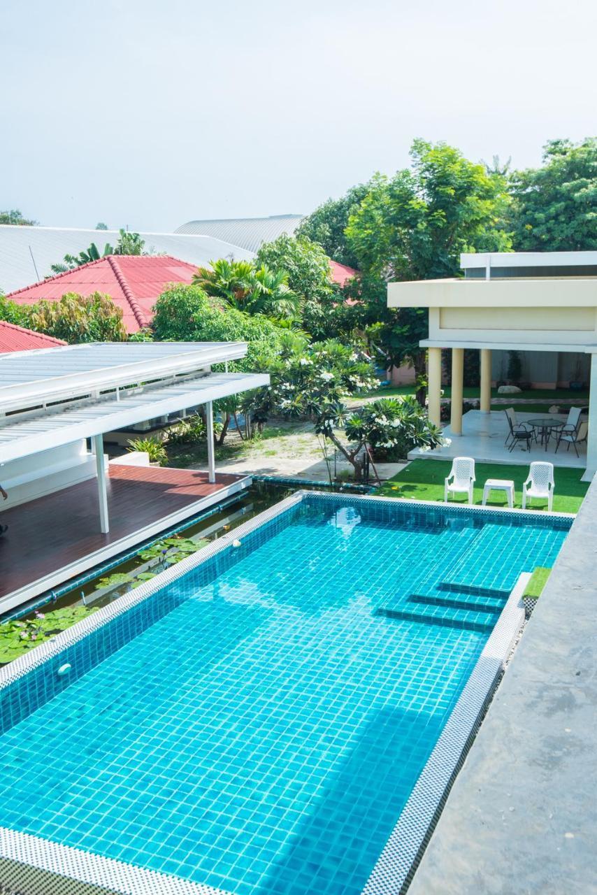 Baan Talay See Cream Resort Samut Songkhram Exteriör bild
